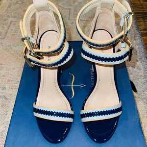 Pour La Victoire Veronica Heels